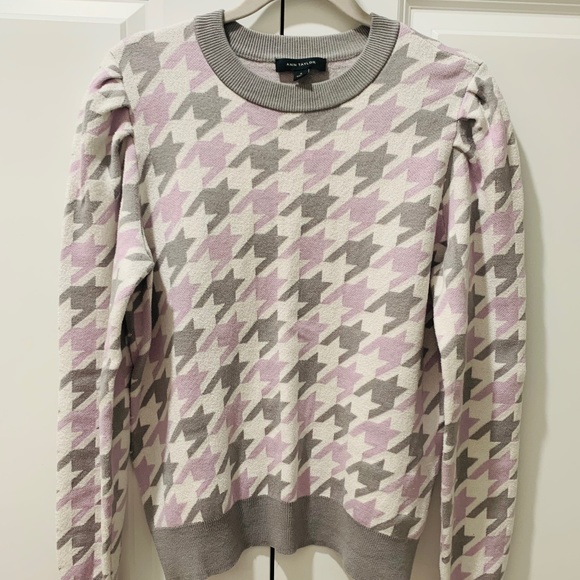 Ann Taylor Sweaters - Ann Taylor Sweater